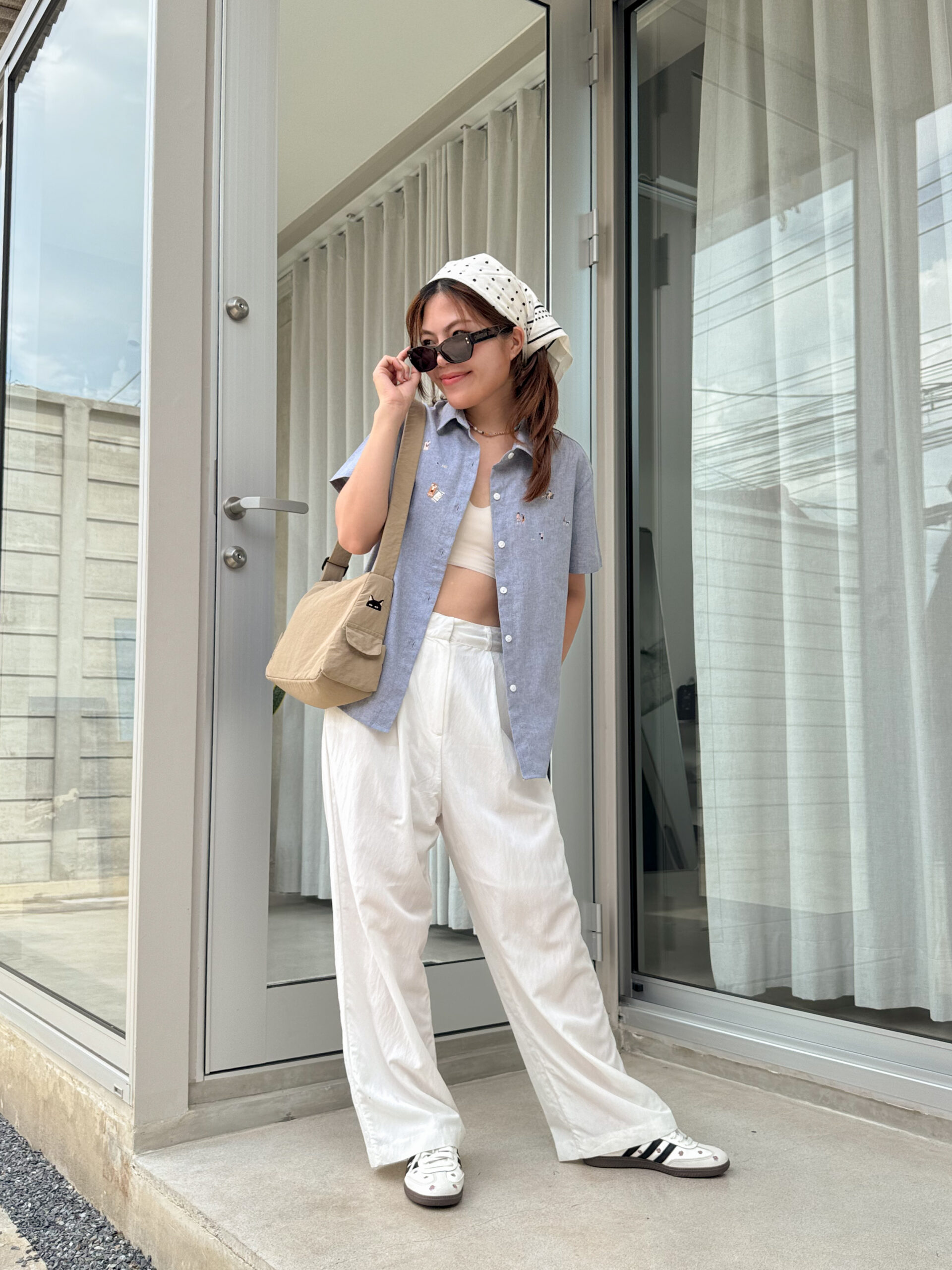 Sunbathing Beach Shirt - Image 19